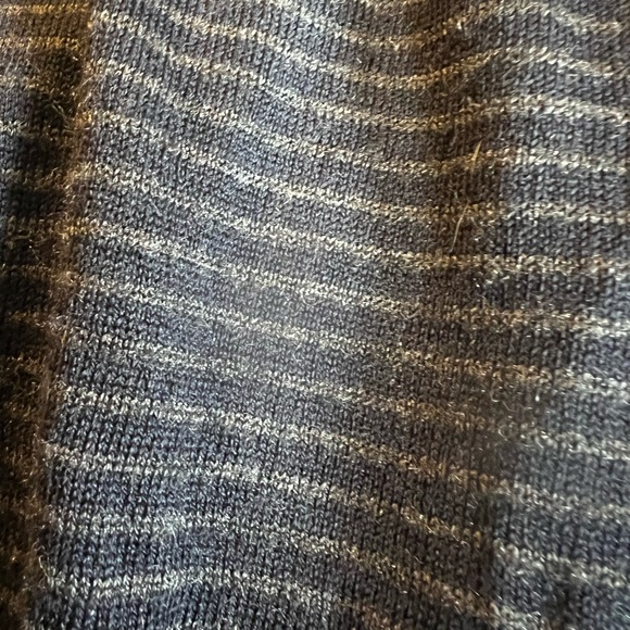 LOFT - Lightweight wool blend sweater -Navy and grey stripes - Picture 3 of 5
